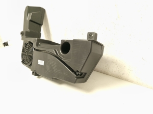 AUDI A5 (2007–2016) Speaker 8T8035382 - 5