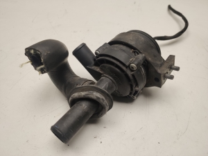 Mercedes Benz CL-Class C216 (2006–2014) Tsirkulatsioonipump A2218350064 - 2