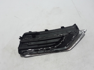 VOLVO XC90 (2015–2024) Front bumper lower grille 31663514 - 3