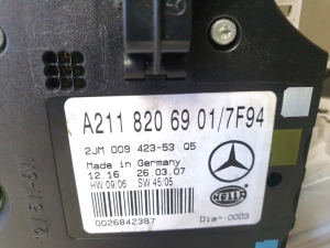Mercedes Benz E-Class W211 (2002–2009) Front interior lighting panel A2118206901 - 5