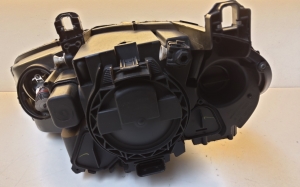 BMW X5 E70 (2006–2013) Headlight 7161588 - 7