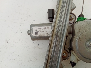 NISSAN Primastar X83 (2001–2014) Priekšējo durvju logu pacēlājs 91165704F - 3