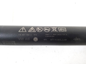 Volkswagen ID5 5 (2022–2026) Trunk lid strut 11E827552C - 3