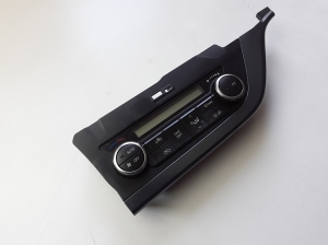 TOYOTA Auris E18 (2012–2018) Heater control panel 75F542 - 2