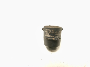 Chevrolet Trax (B) (2012–2026) Rear parking sensor 95061182 - 2