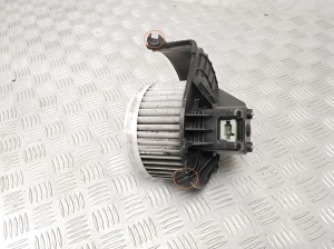 RENAULT Master III (2010–2017) Salongi puhuri mootor 173830100 - 4