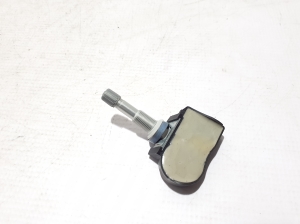 Tesla Model S S (2012–2026) Reifendrucksensor 1034602-00-c - 3