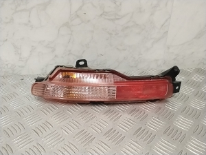 Aizmugurējais lukturis bamperī - 265551BA1C
