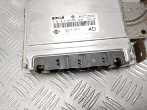 NISSAN Almera N16 (2000–2006) Motorsteuergerät 237105M311 - 2