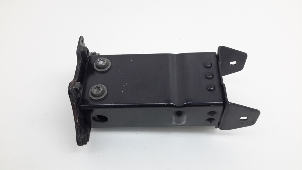 Mercedes Benz S-Class 220 (1998–2005) Front bumper reinforcement damper Mercedes Benz S-Class 220 (1998–2005) Front bumper reinforcement damper