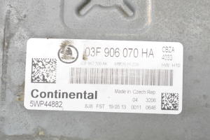 Skoda Rapid (2011–2026) Engine control unit 03F906070HA - 2