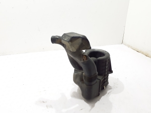 NISSAN Cabstar F24 (2006–2026) Luftfiltergehäuse 16528MA70D - 4