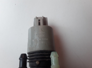 TOYOTA Auris E18 (2012–2018) Front windshield washer pump 1020974 - 2