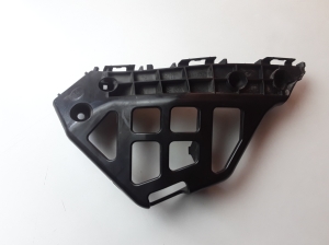   Front bumper bracket 