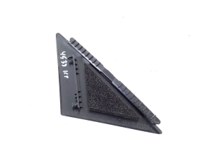 VOLVO XC60 (2017–2026) Mirror triangle trim 31672922 - 3