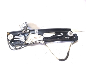 Mercedes Benz E-Class W211 (2002–2009) Esiukse aknatõstuk A2117200146 - 2