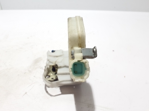 NISSAN Cabstar F24 (2006–2026) Front door lock 80552AA20A - 2