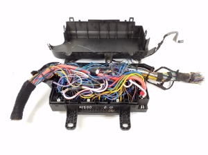Jaguar F-pace (2016–2026) Fuse box in the trunk GX7314K131EA - 3