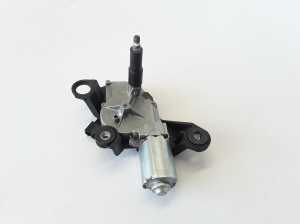  Rear wiper motor 