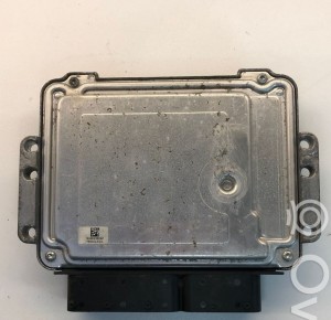 Kia Carens (2006–2013) Motorsteuergerät 0281013072 - 2