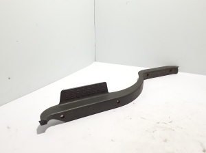 NISSAN Cabstar F24 (2006–2026) Front fender molding 76952MB40 - 2