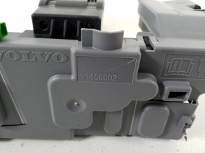 VOLVO XC60 (2017–2026) Positive cable terminal 31456002 - 3