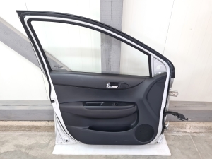 Hyundai i20 (2008–2014) Priekšējās durvis un to detaļas - 3