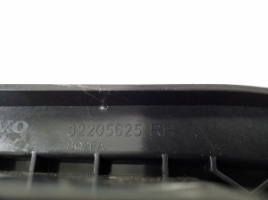 VOLVO XC60 (2017–2026) Cita bagāžnieka iekšpuses detaļa 32205625 - 3