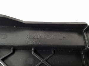 VOLVO XC60 (2017–2026) Autre pièce intérieure du coffre 32205624 - 2