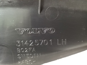 VOLVO XC60 (2017–2026) Trunk interior trim 31425701 - 3