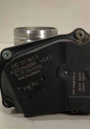 Volkswagen Polo IV (2001–2009) Drosselklappe 03D133062E - 3