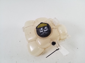   Réservoir de liquide de refroidissement  - 31338291 