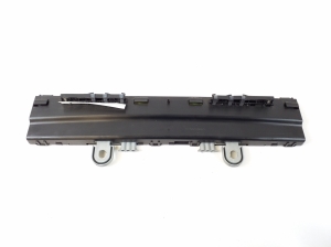 Mercedes Benz S-Class 221 (2005–2013) Antenna amplifier A2218208389 - 2