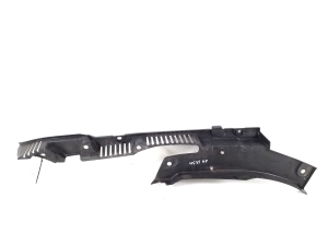 VOLVO XC60 (2017–2026) Kapotialune kate 32216110 - 3