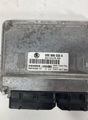 Skoda Fabia MK 1 (1999–2008) Motorsteuergerät A2711537579 - 2