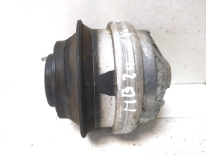 Mercedes Benz E-Class W211 (2002–2009) Motora spilvens - 3