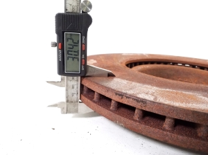 VOLVO XC60 (2017–2026) Front brake disc 31665446 - 3