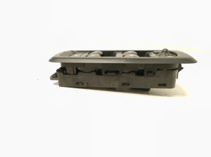 Land Rover Sport L320 (2005–2013) Front door glass switch AH2214540AC - 2