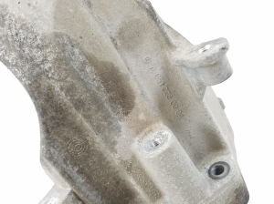Mercedes Benz C-Class 204 (2007–2014) Engine bracket A6512230004 - 3