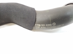 Mercedes Benz C-Class 204 (2007–2014) Jahutusradiaatori voolik A2125018282 - 2