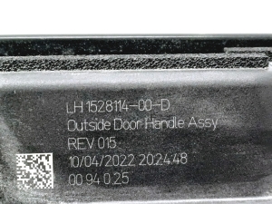 Tesla Model Y Y (2020–2026) Front door exterior handle 1528114-00-D - 4