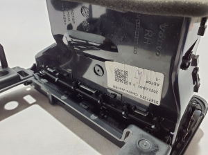 VOLVO XC60 (2017–2026) Armaturenbrett Lüftungsgitter 31417742 - 3