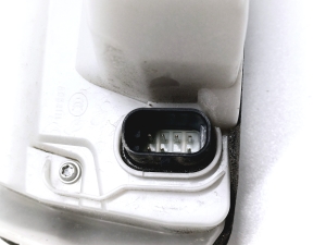 Tesla Model Y Y (2020–2026) Front door lock 1500672-00-B - 4