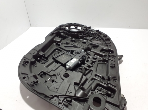 VOLVO XC60 (2017–2026) Front door window regulator 32353353 - 3