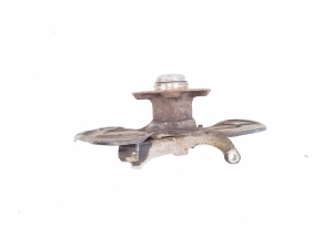 Mercedes Benz C-Class 204 (2007–2014) Front wheel hub A2043320201 - 3