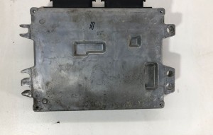 Suzuki SX 4 S-Cross (2006–2014) Engine control unit 3392079J1 - 2