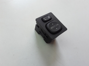 TOYOTA Auris E18 (2012–2018) Mirror control switch 183640 - 2