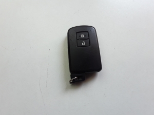  Ignition key 