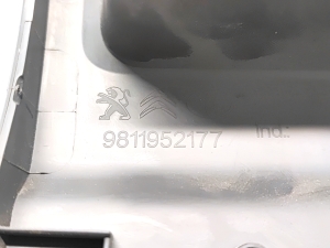 Citroen Jumpy (2016–2026) Dashboard trim 9811952177 - 4