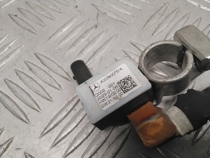 Mercedes Benz EQE X294 (2022–2026) Miinuskaabel A0009057516 - 3